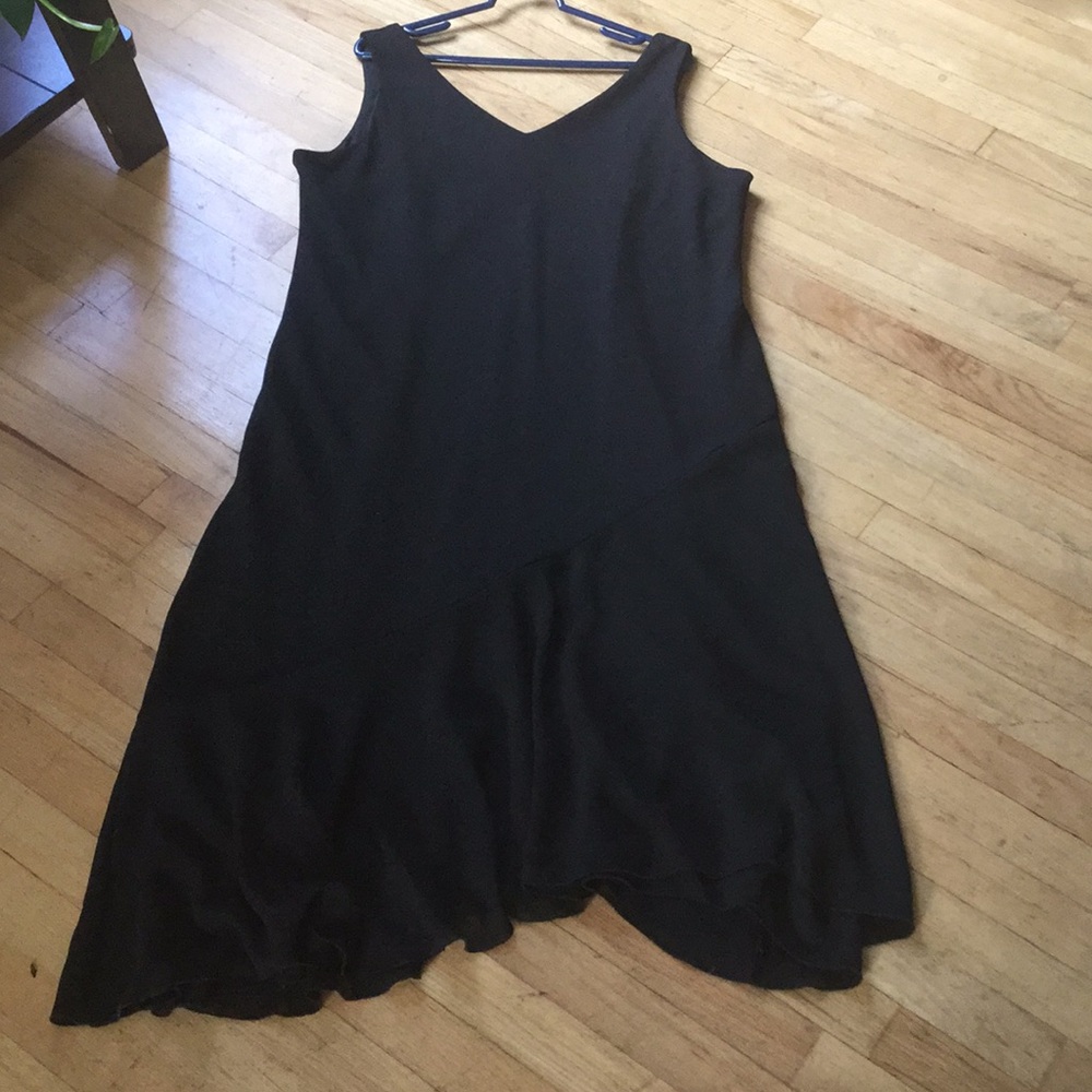 Black Front and back vneck dress with flowy bottom